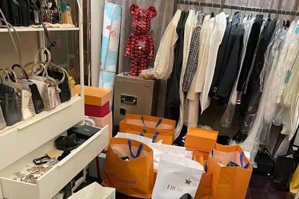 青县回收一线品牌衣服